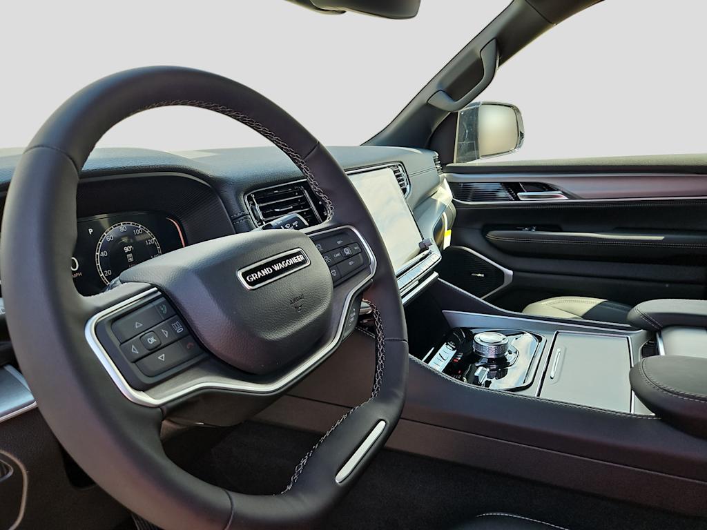 Thumbnail: 2026 Jeep Grand Wagoneer - 2