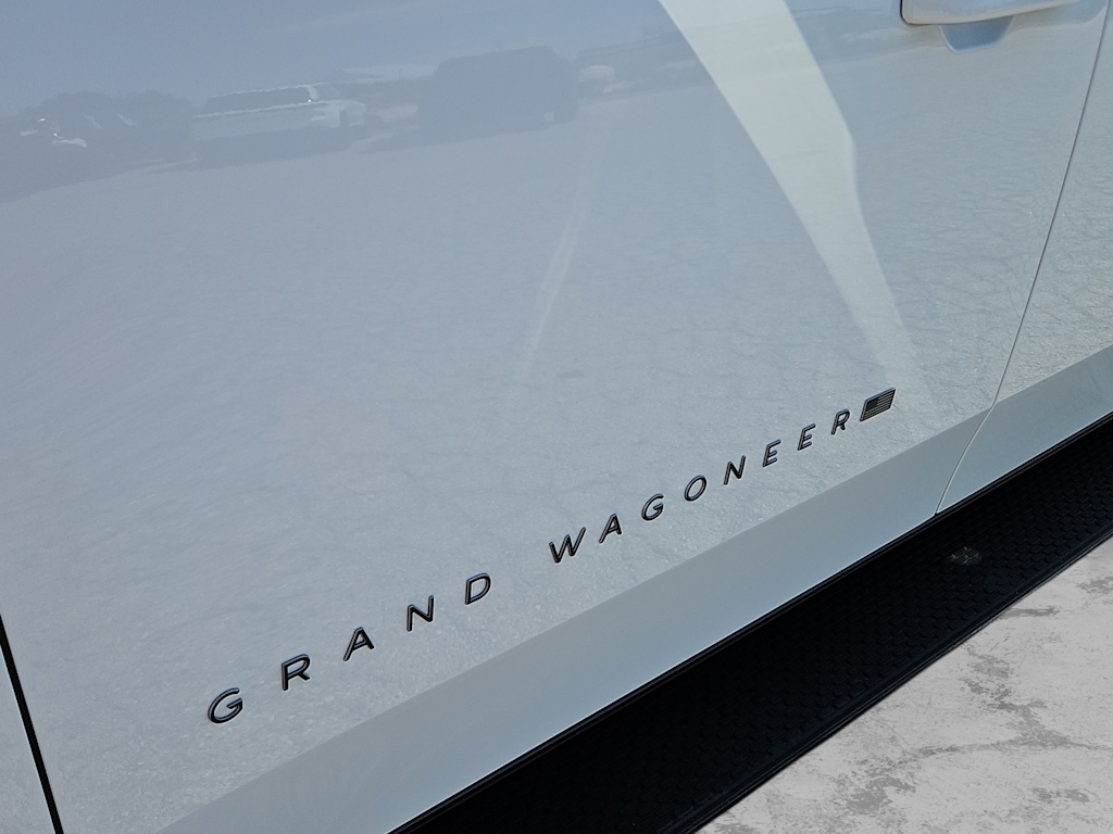 Thumbnail: 2026 Jeep Grand Wagoneer - 7