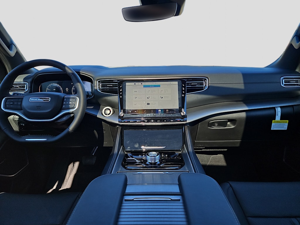 Thumbnail: 2026 Jeep Grand Wagoneer - 8