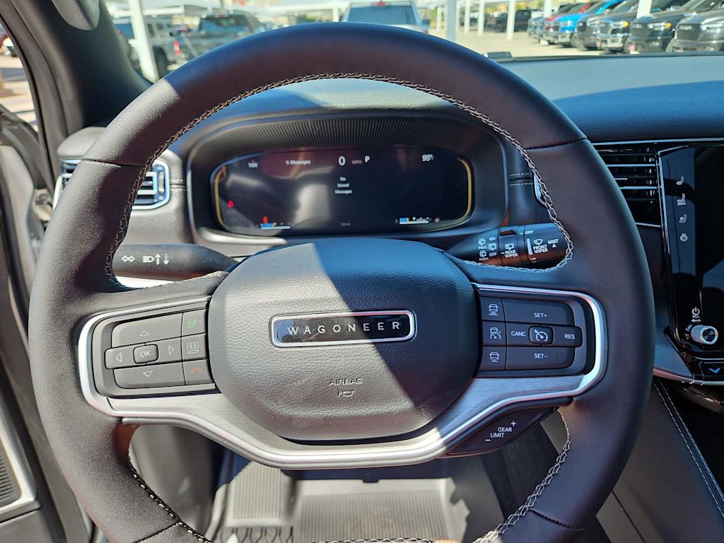 Thumbnail: 2025 Jeep Wagoneer - 13