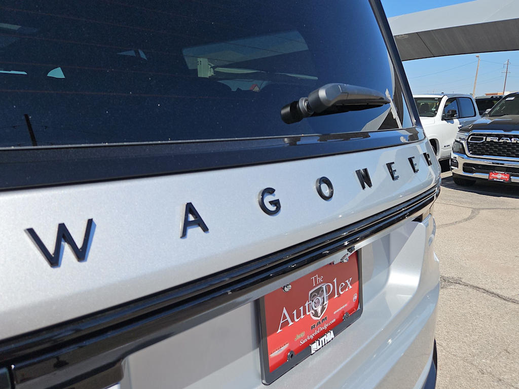 Thumbnail: 2025 Jeep Wagoneer - 22