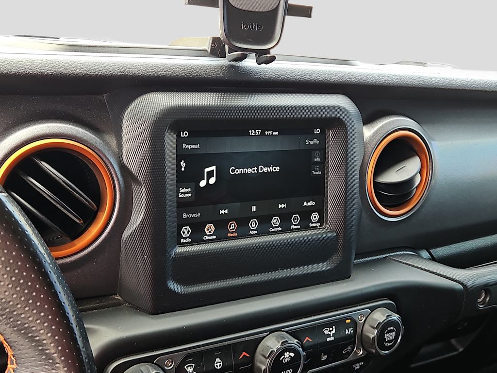Thumbnail: 2021 Jeep Gladiator - 24