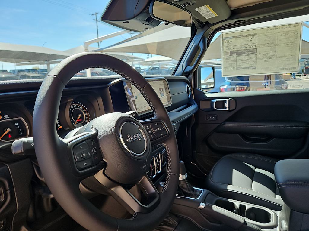 Thumbnail: 2026 Jeep Gladiator - 2