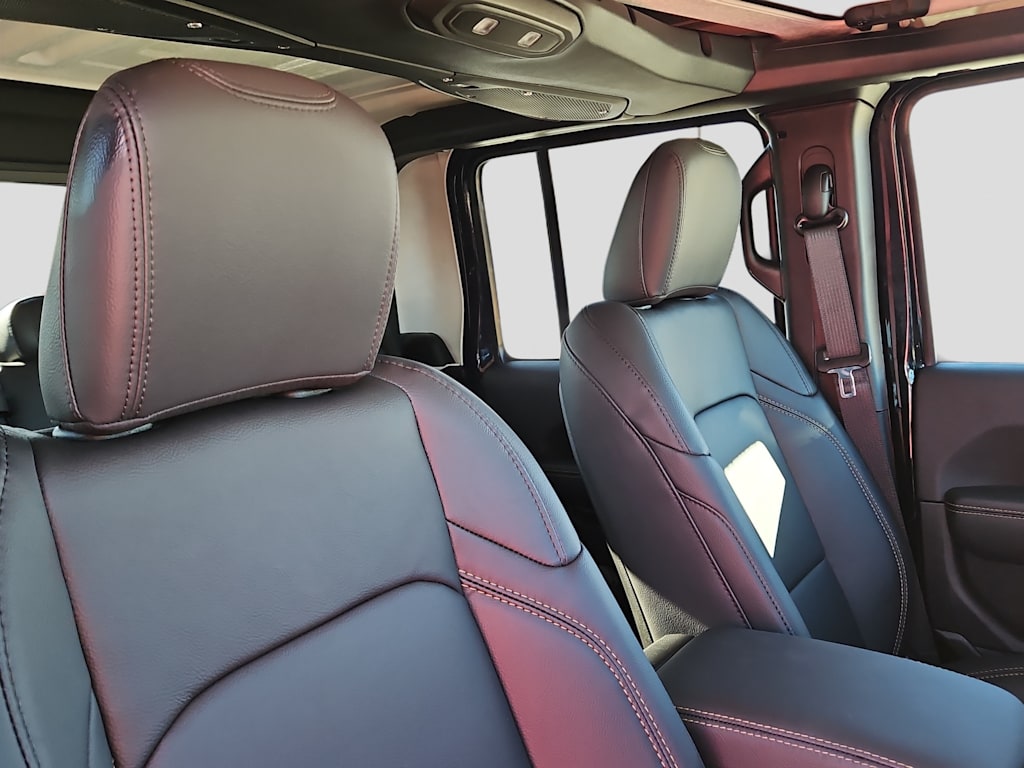 Thumbnail: 2026 Jeep Gladiator - 10