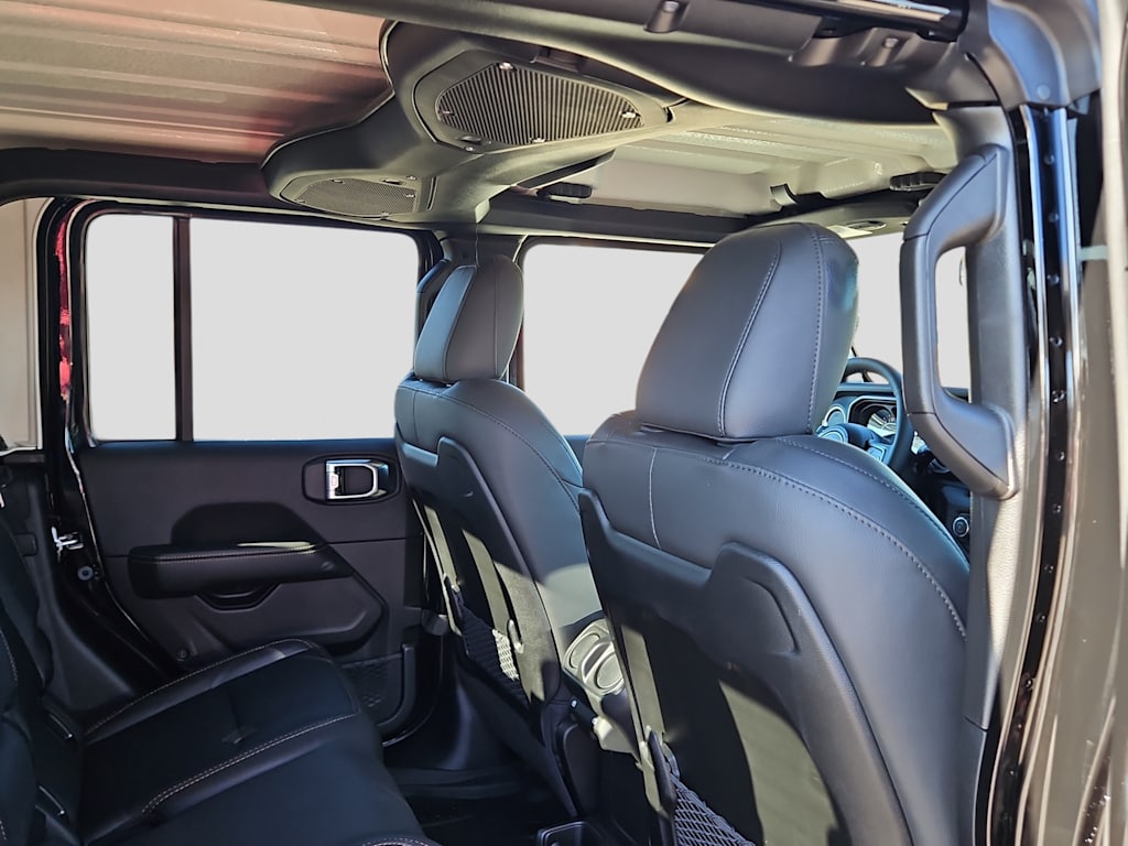 Thumbnail: 2026 Jeep Gladiator - 12