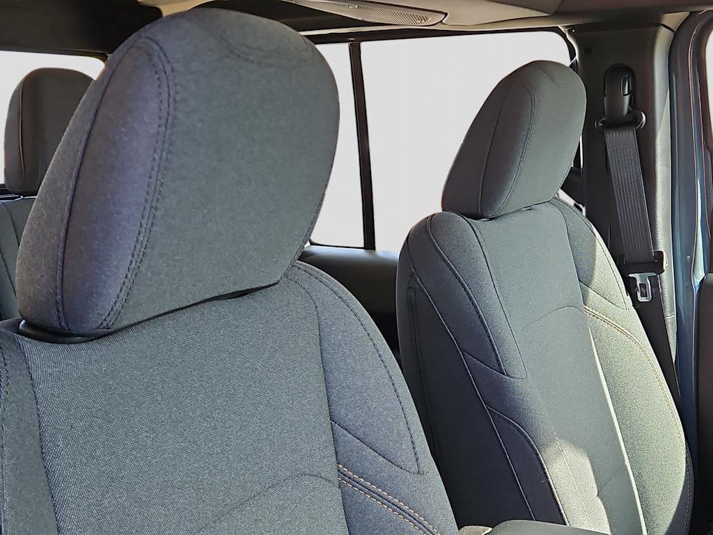 Thumbnail: 2026 Jeep Gladiator - 8