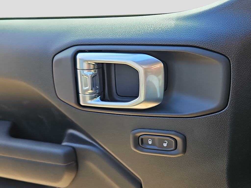 Thumbnail: 2026 Jeep Gladiator - 23