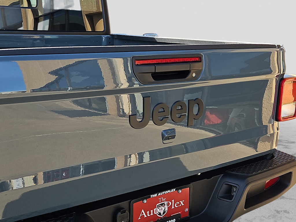 Thumbnail: 2026 Jeep Gladiator - 6