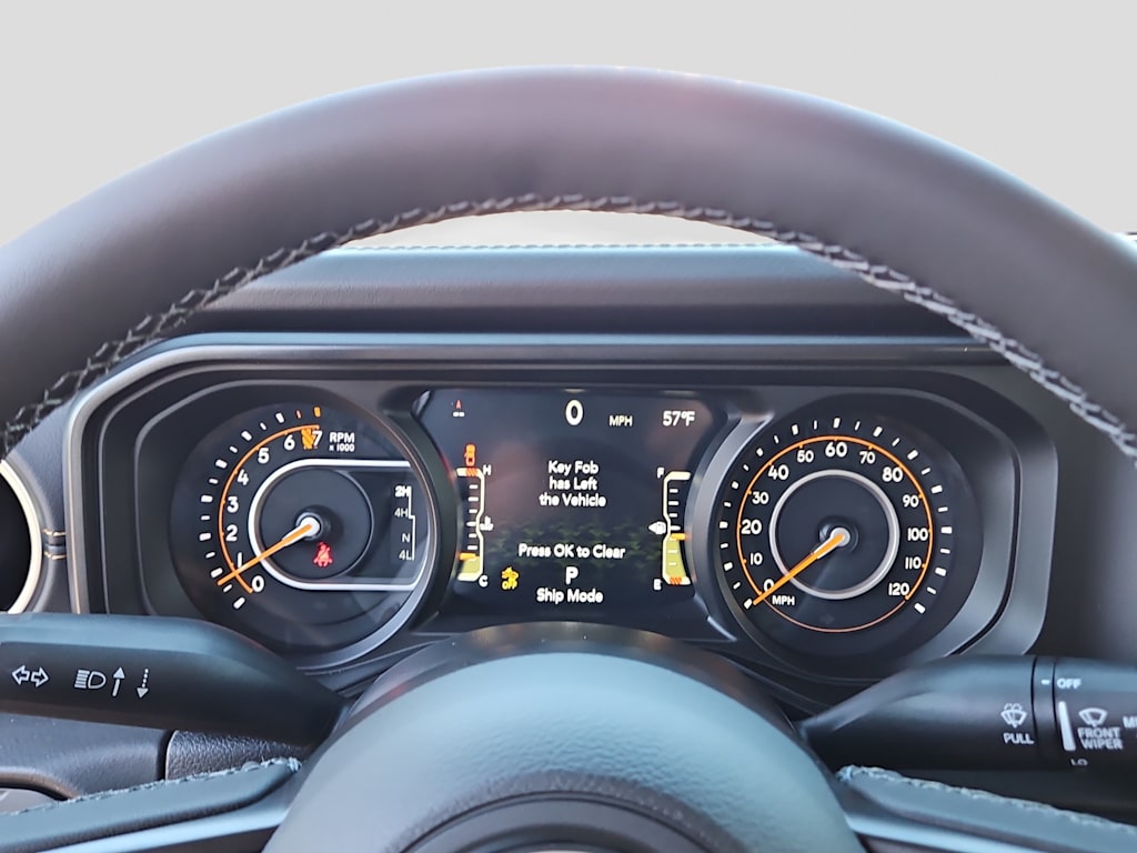 Thumbnail: 2026 Jeep Gladiator - 16