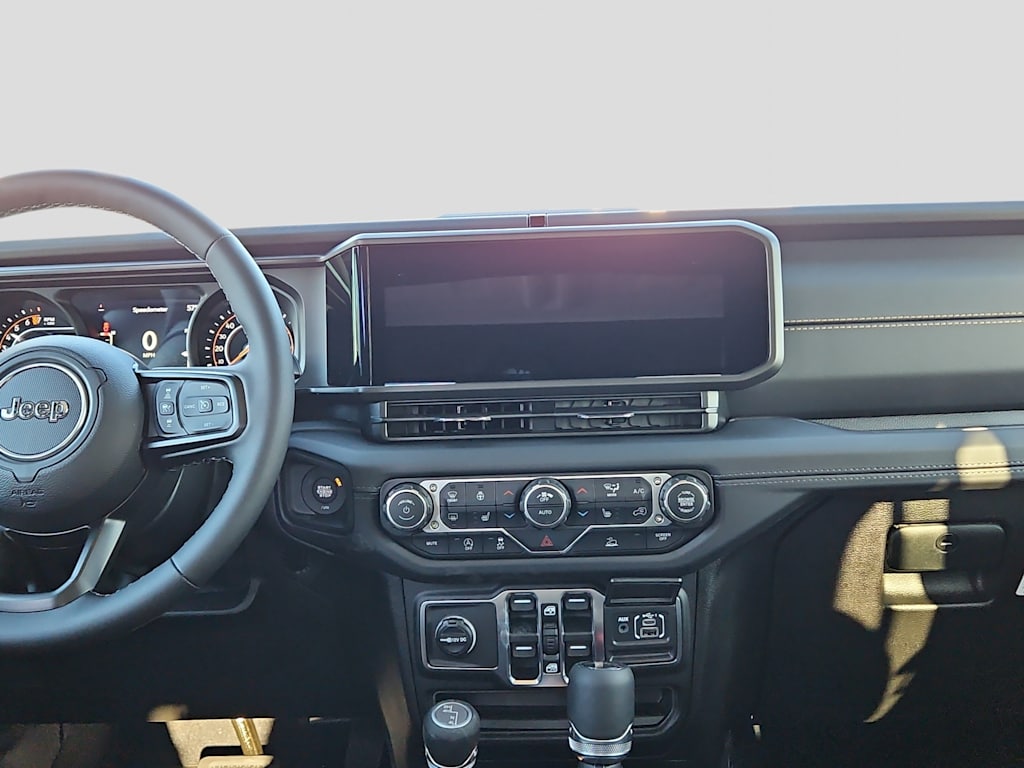 Thumbnail: 2026 Jeep Gladiator - 9