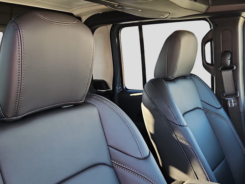 Thumbnail: 2026 Jeep Gladiator - 11