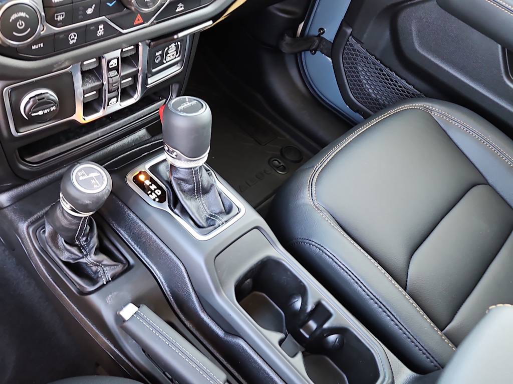 Thumbnail: 2026 Jeep Gladiator - 15