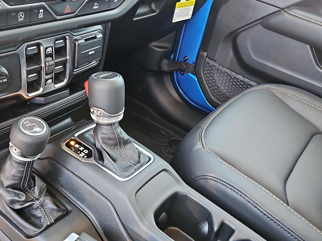 Thumbnail: 2026 Jeep Gladiator - 12