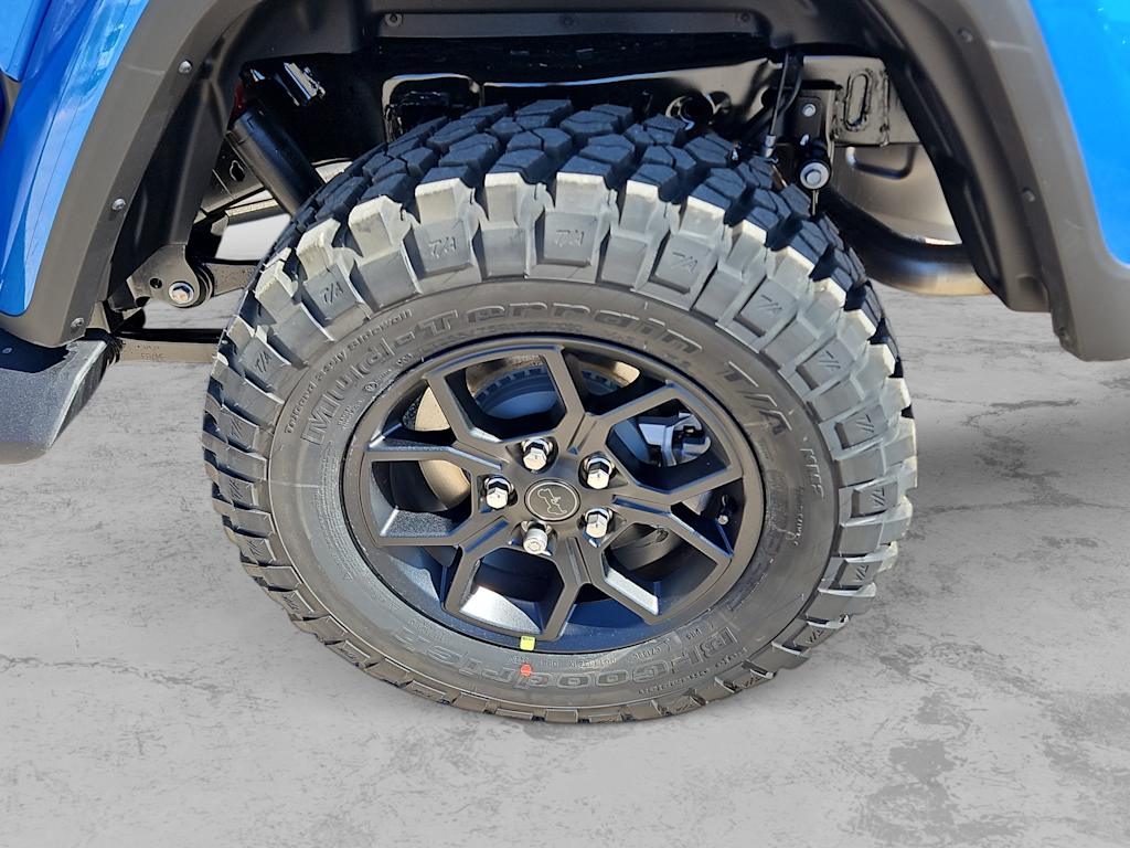 Thumbnail: 2026 Jeep Gladiator - 8