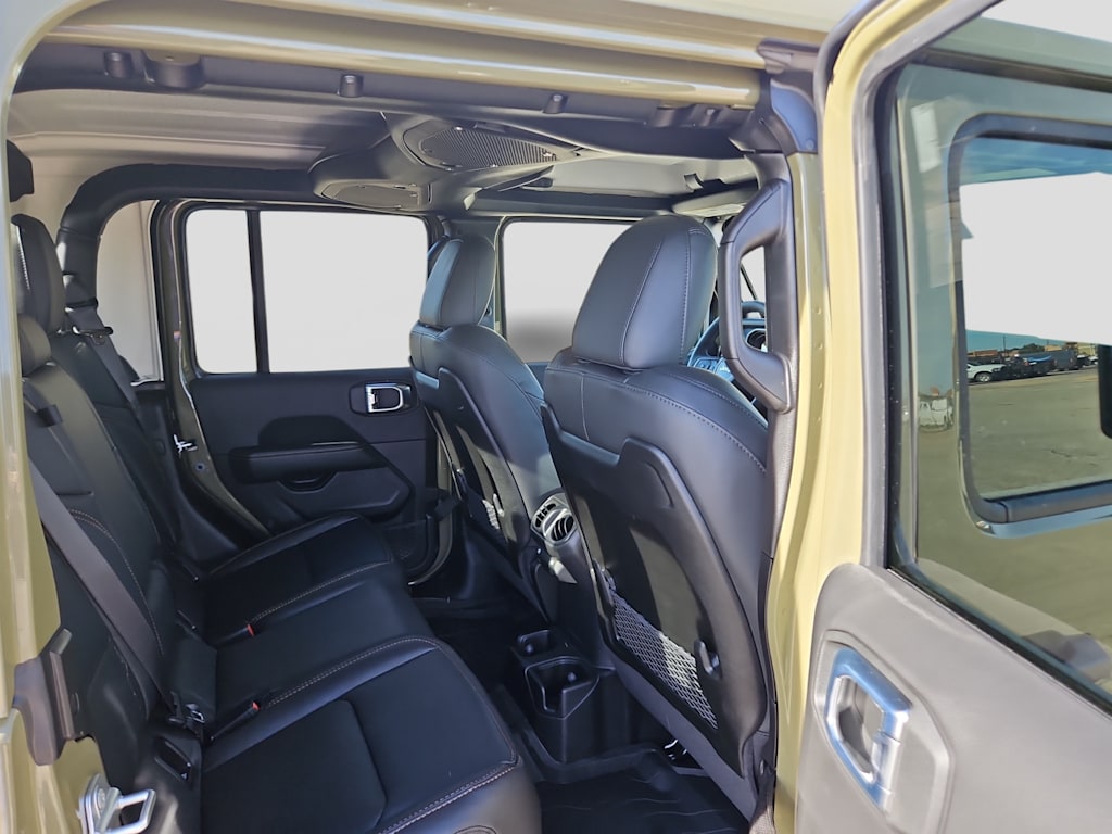 Thumbnail: 2026 Jeep Gladiator - 12