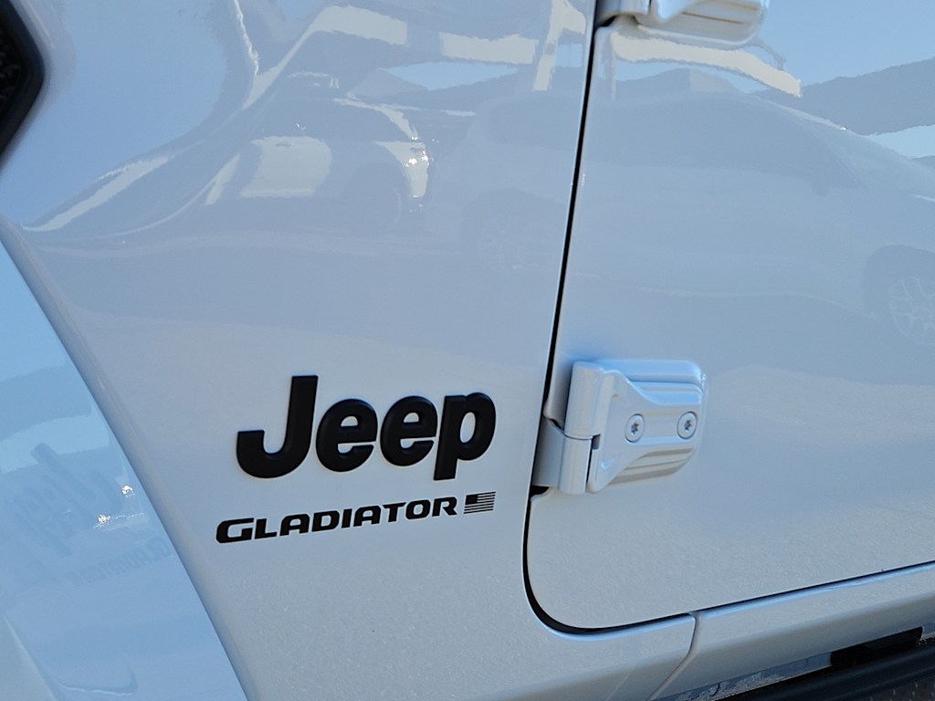 Thumbnail: 2026 Jeep Gladiator - 7