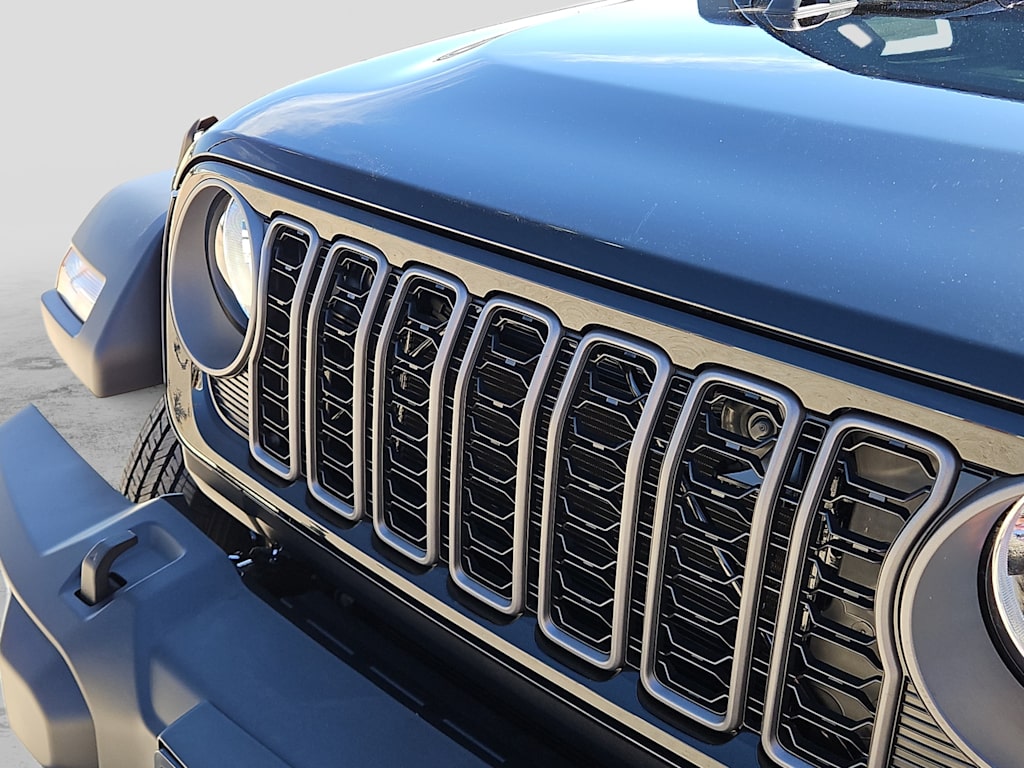 Thumbnail: 2026 Jeep Gladiator - 22