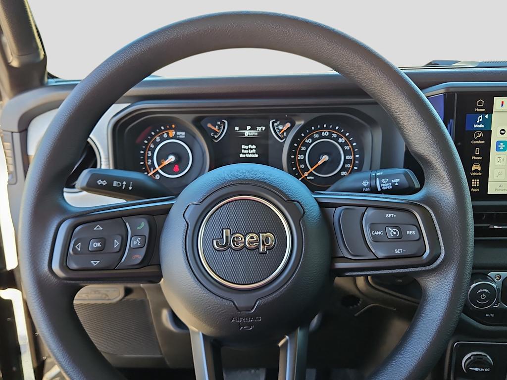 Thumbnail: 2026 Jeep Gladiator - 12