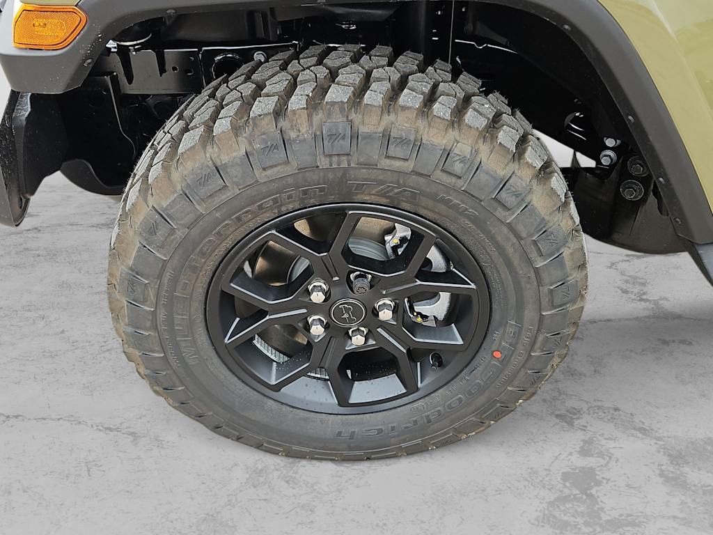 Thumbnail: 2026 Jeep Gladiator - 8