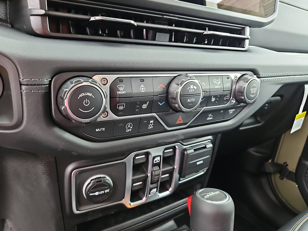 Thumbnail: 2026 Jeep Gladiator - 25