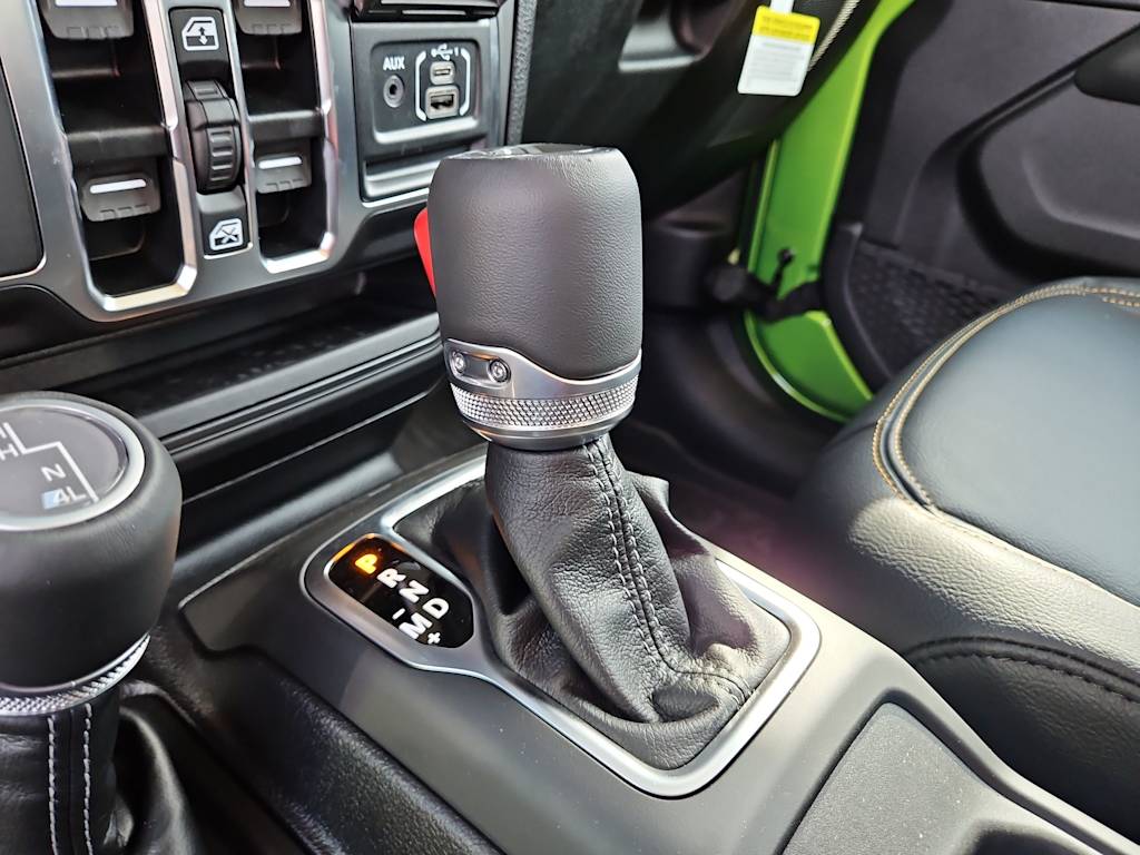 Thumbnail: 2025 Jeep Gladiator - 23