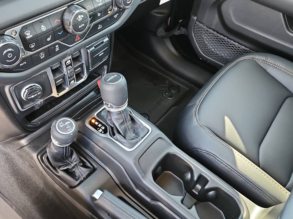 Thumbnail: 2026 Jeep Gladiator - 11