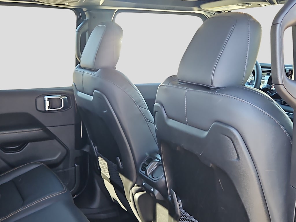 Thumbnail: 2026 Jeep Gladiator - 9