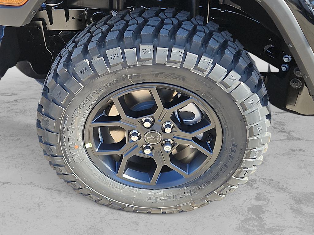 Thumbnail: 2026 Jeep Gladiator - 8