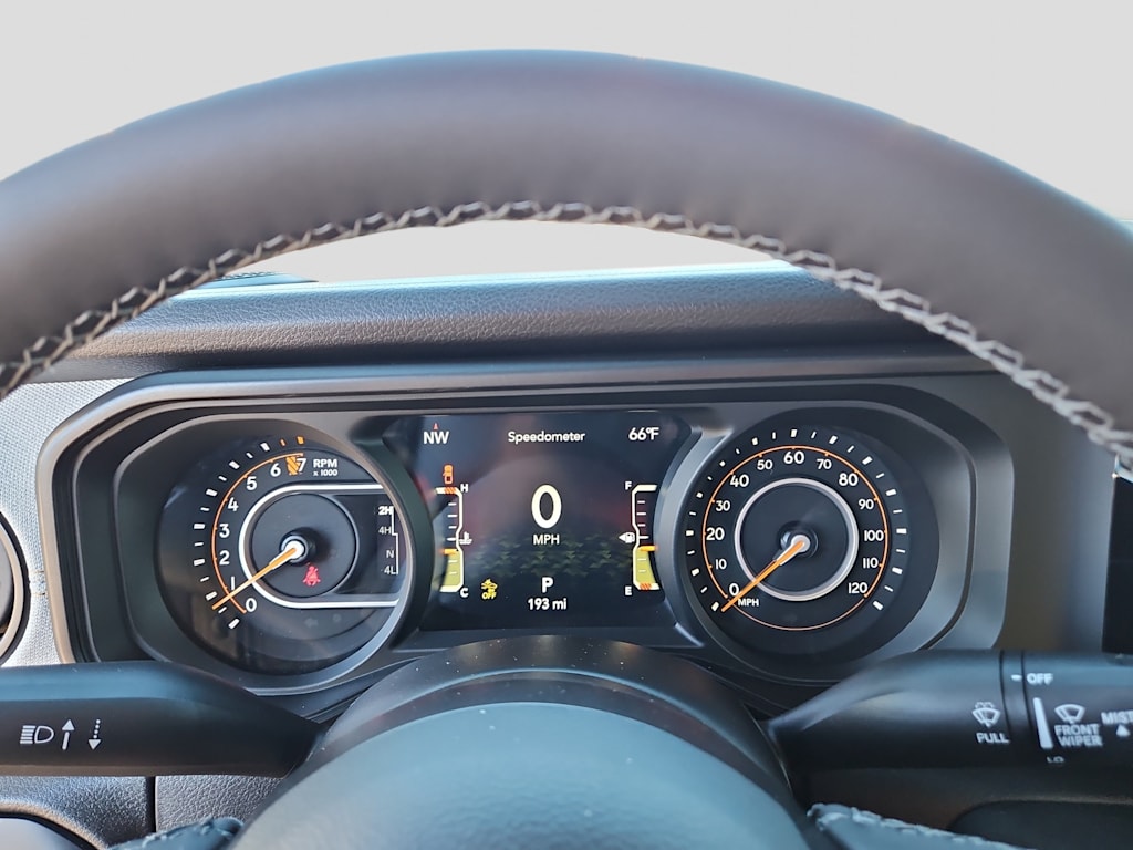 Thumbnail: 2026 Jeep Gladiator - 16