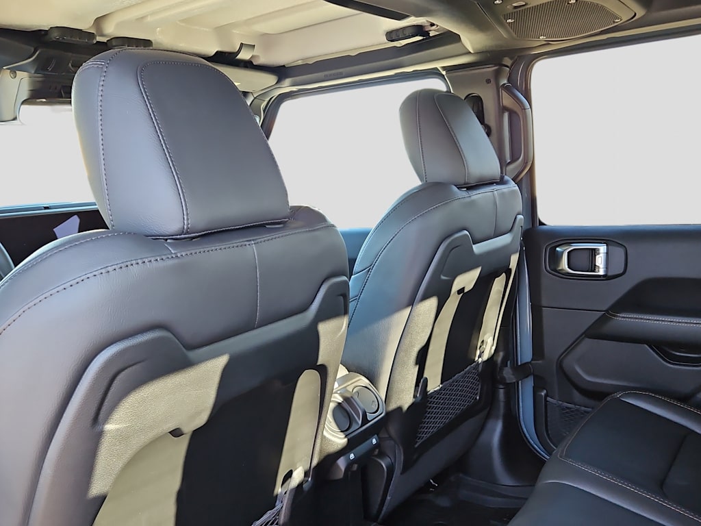 Thumbnail: 2026 Jeep Gladiator - 23