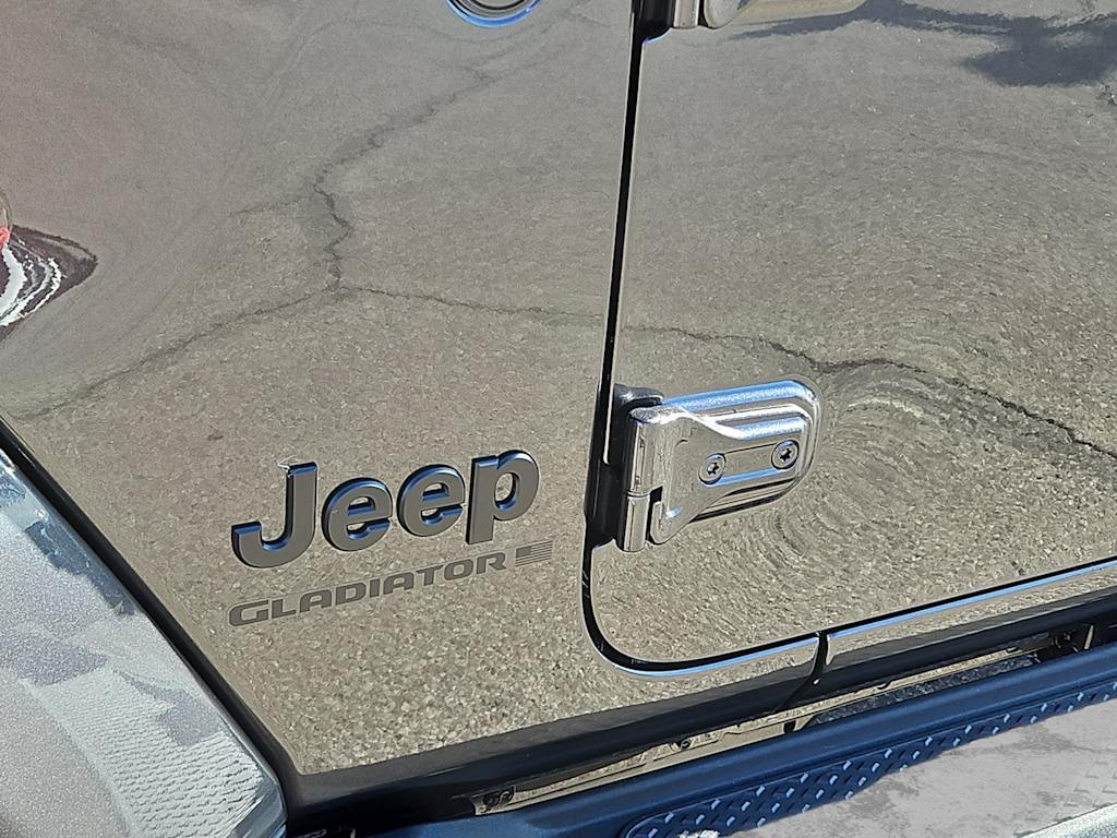 Thumbnail: 2026 Jeep Gladiator - 7