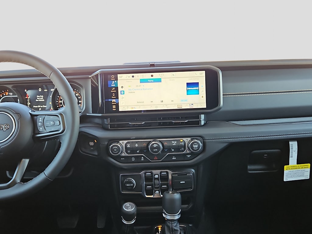 Thumbnail: 2026 Jeep Gladiator - 9