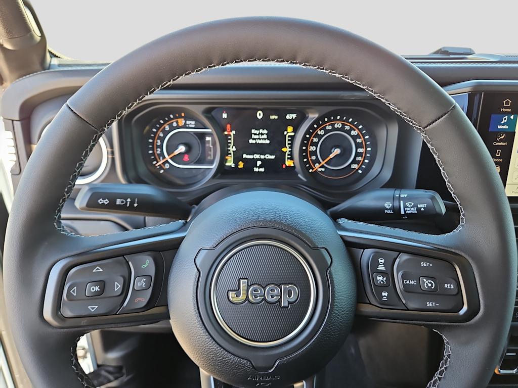 Thumbnail: 2026 Jeep Gladiator - 14