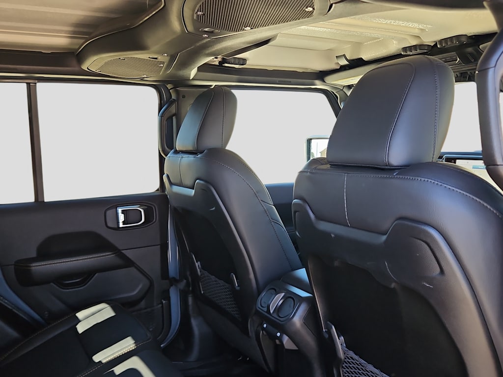 Thumbnail: 2026 Jeep Gladiator - 13