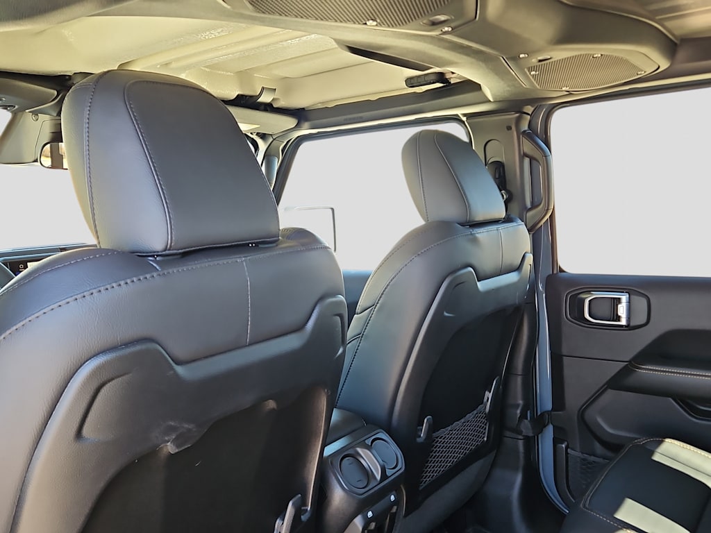 Thumbnail: 2026 Jeep Gladiator - 12