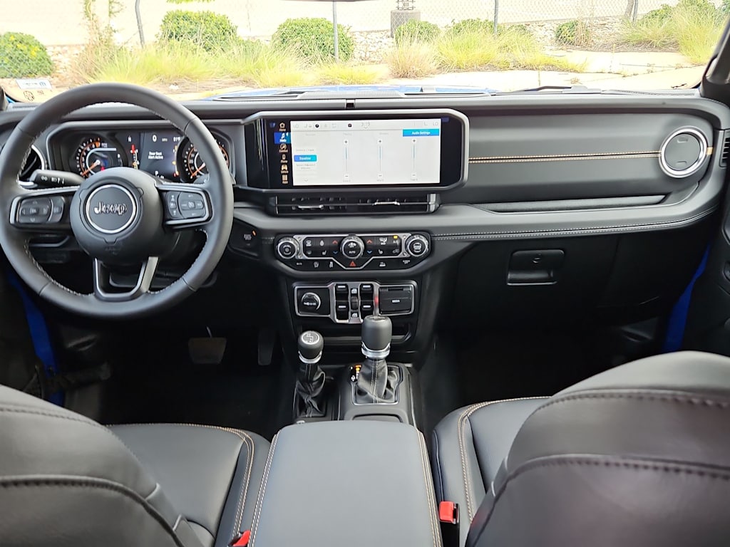 Thumbnail: 2025 Jeep Gladiator - 9