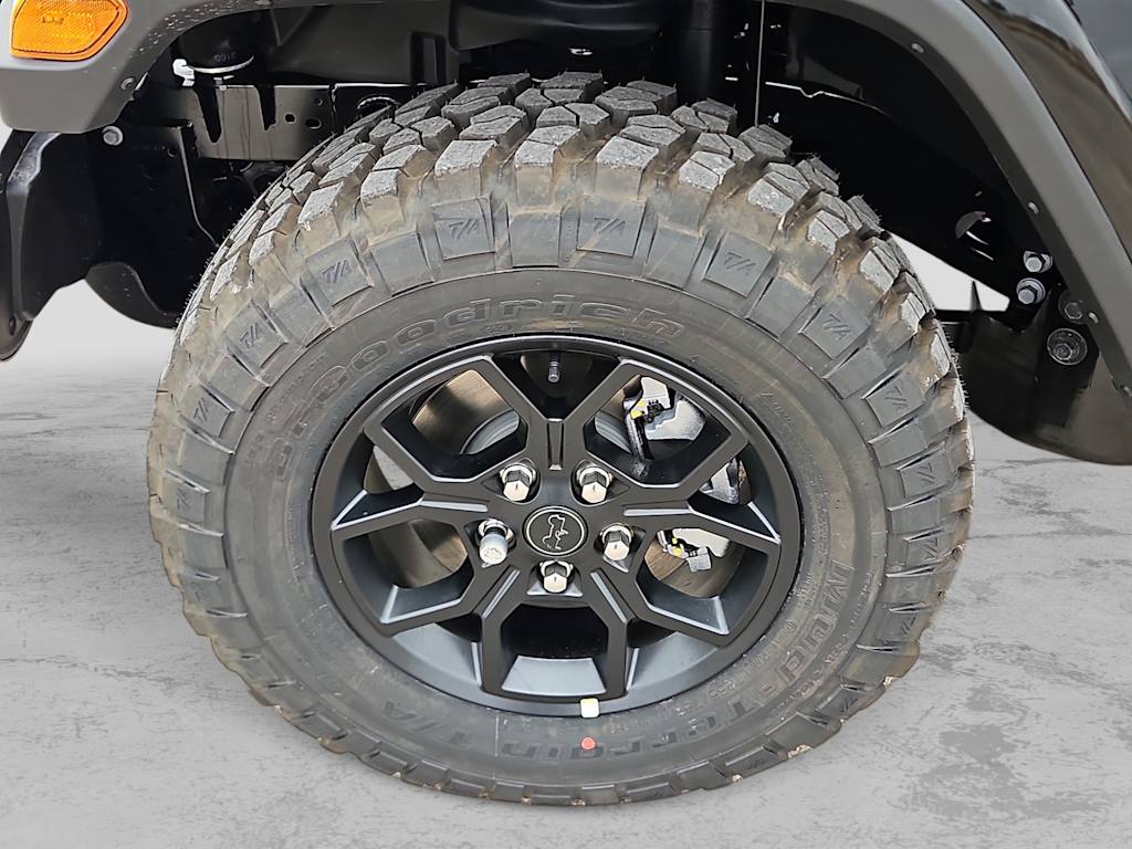 Thumbnail: 2026 Jeep Gladiator - 8
