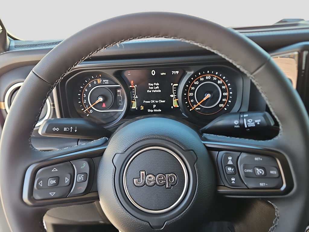 Thumbnail: 2026 Jeep Gladiator - 22