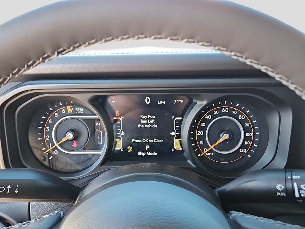 Thumbnail: 2026 Jeep Gladiator - 14