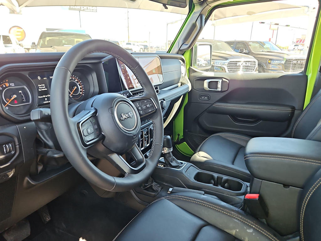 Thumbnail: 2025 Jeep Gladiator - 2