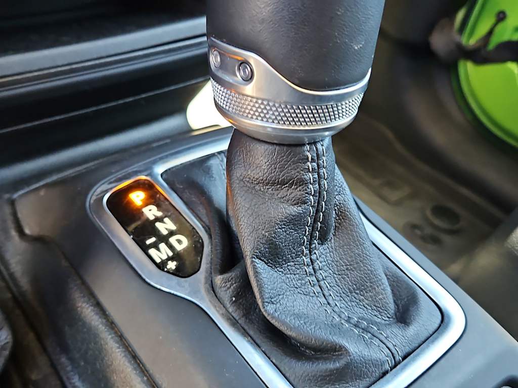 Thumbnail: 2025 Jeep Gladiator - 21