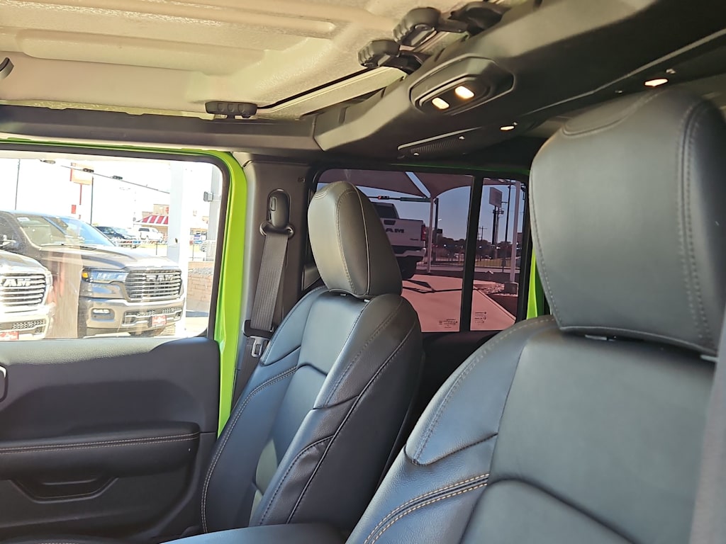 Thumbnail: 2025 Jeep Gladiator - 9