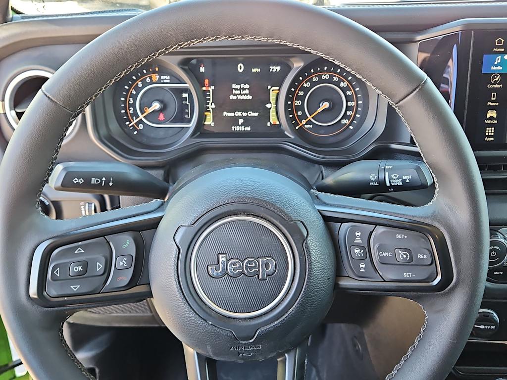 Thumbnail: 2025 Jeep Gladiator - 11