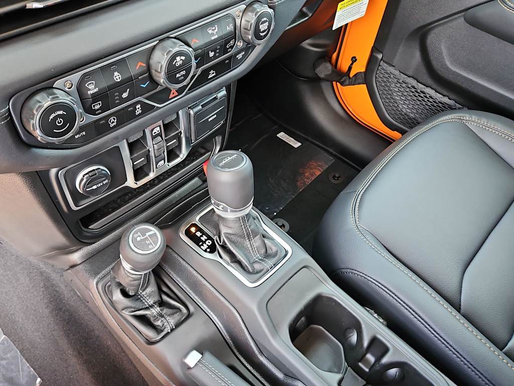 Thumbnail: 2025 Jeep Gladiator - 12