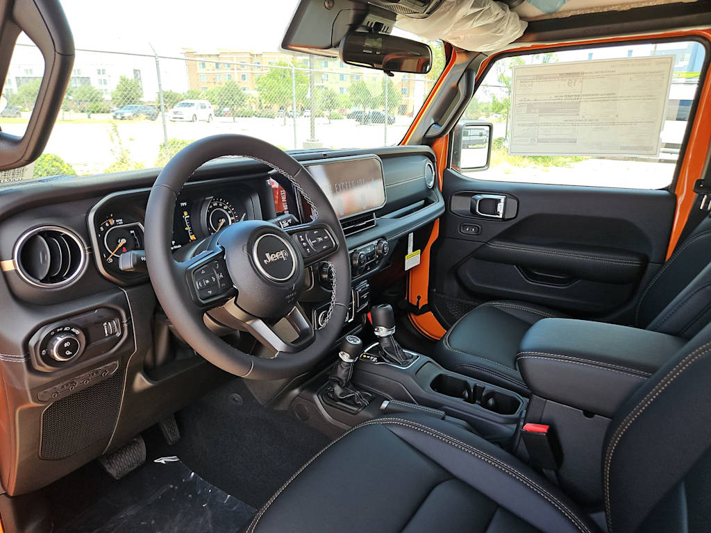 Thumbnail: 2025 Jeep Gladiator - 2