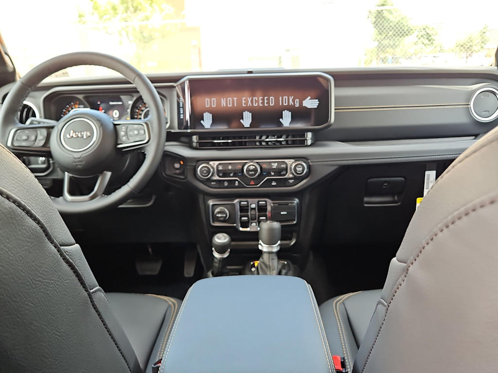 Thumbnail: 2025 Jeep Gladiator - 9