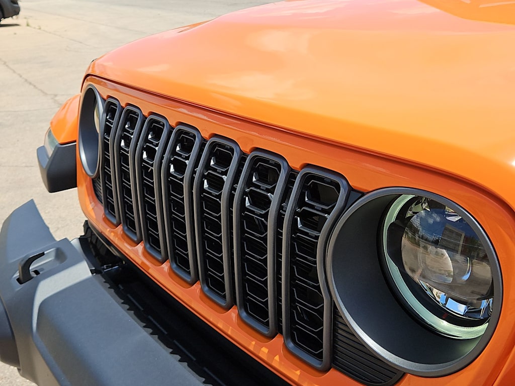 Thumbnail: 2025 Jeep Gladiator - 7