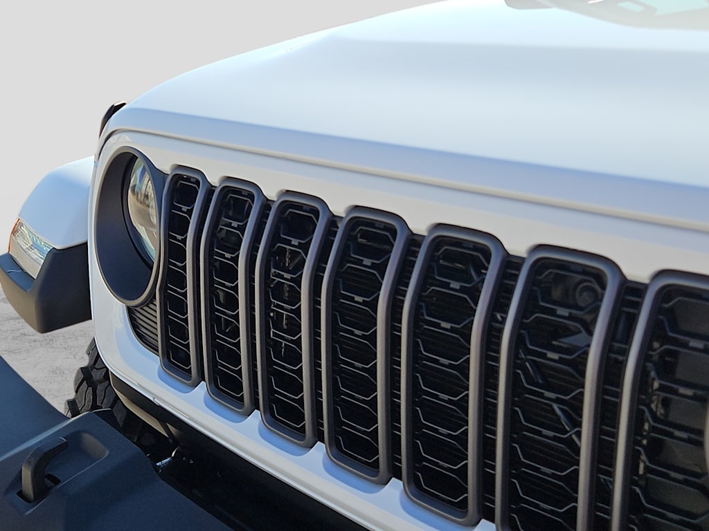 Thumbnail: 2026 Jeep Gladiator - 18
