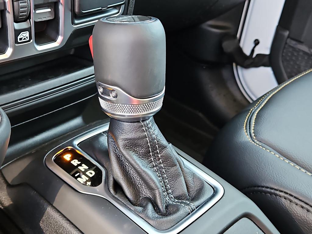 Thumbnail: 2026 Jeep Gladiator - 23