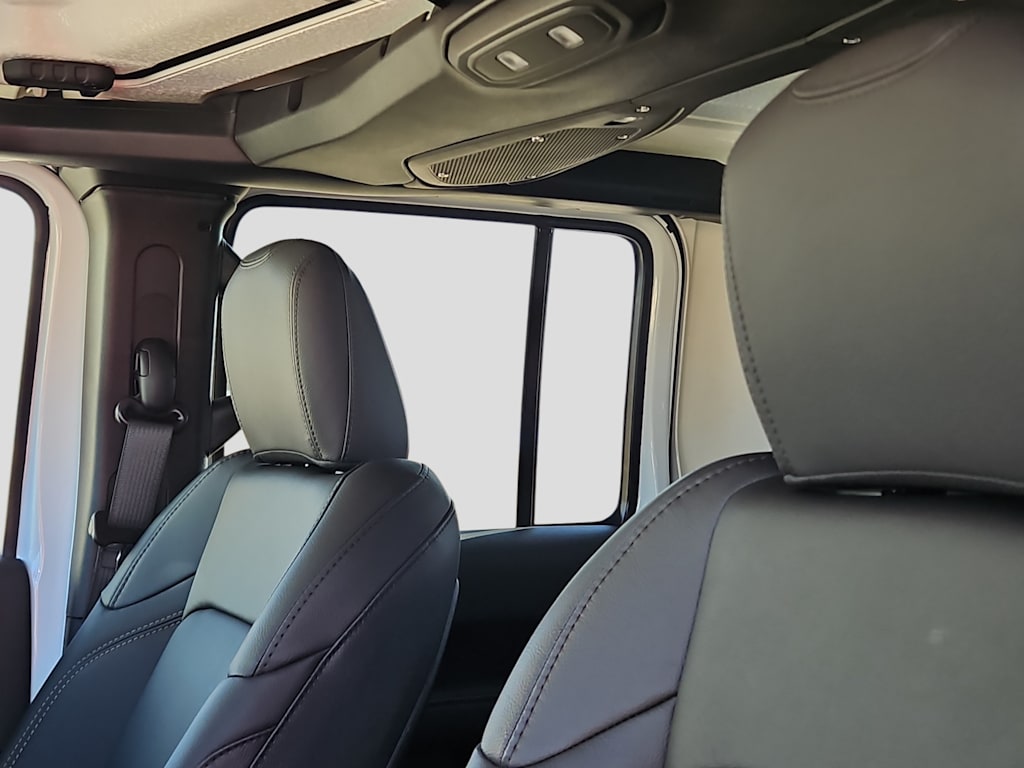 Thumbnail: 2026 Jeep Gladiator - 19